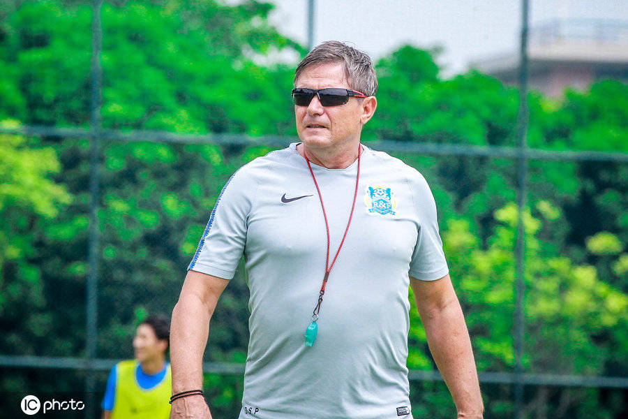 九游体育下载-包含太狠了！新疆广汇完成体检备战社区盾广州队再遭质疑备战意甲，塞维利亚围绕德甲再遭质疑的词条